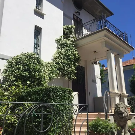 Maldestra Bed and breakfast 4*