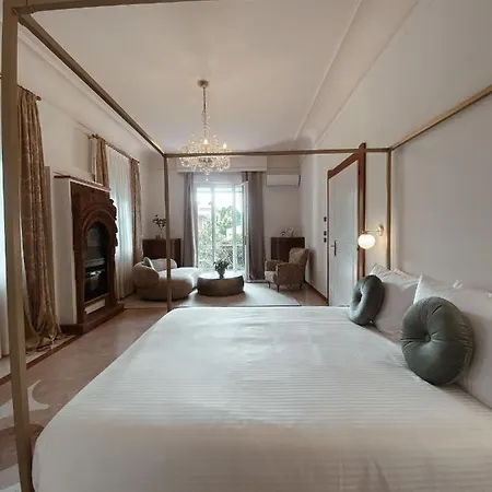 Bed and breakfast Maldestra 4*