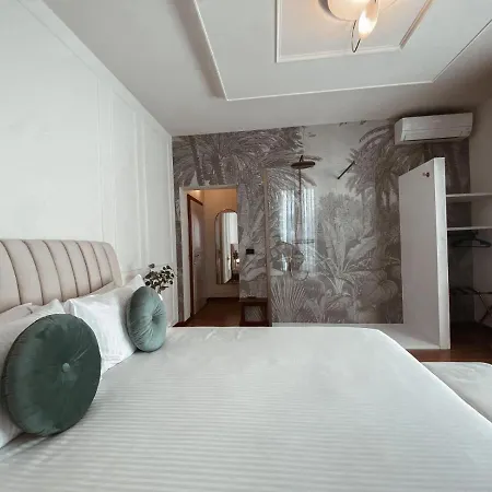 Maldestra Bed and breakfast 4*